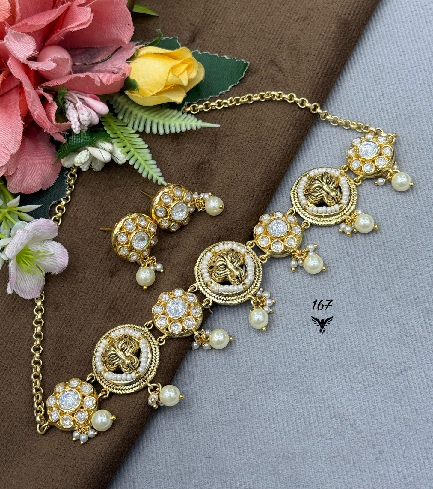 Lion statement Choker