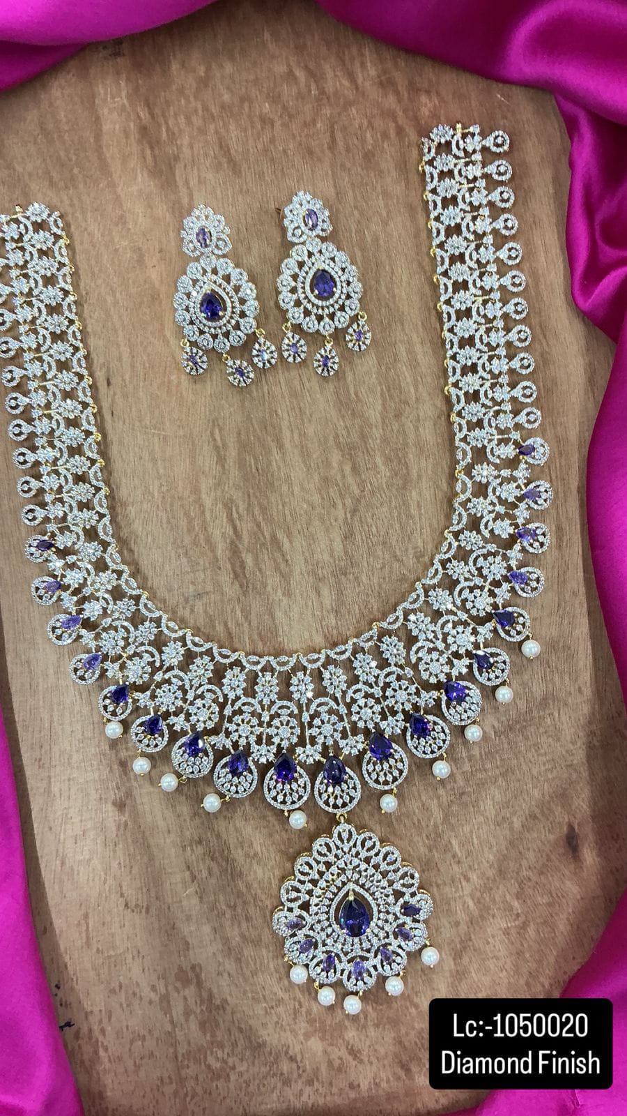 Diamond Finish Bridal Haram With Detachable Locket