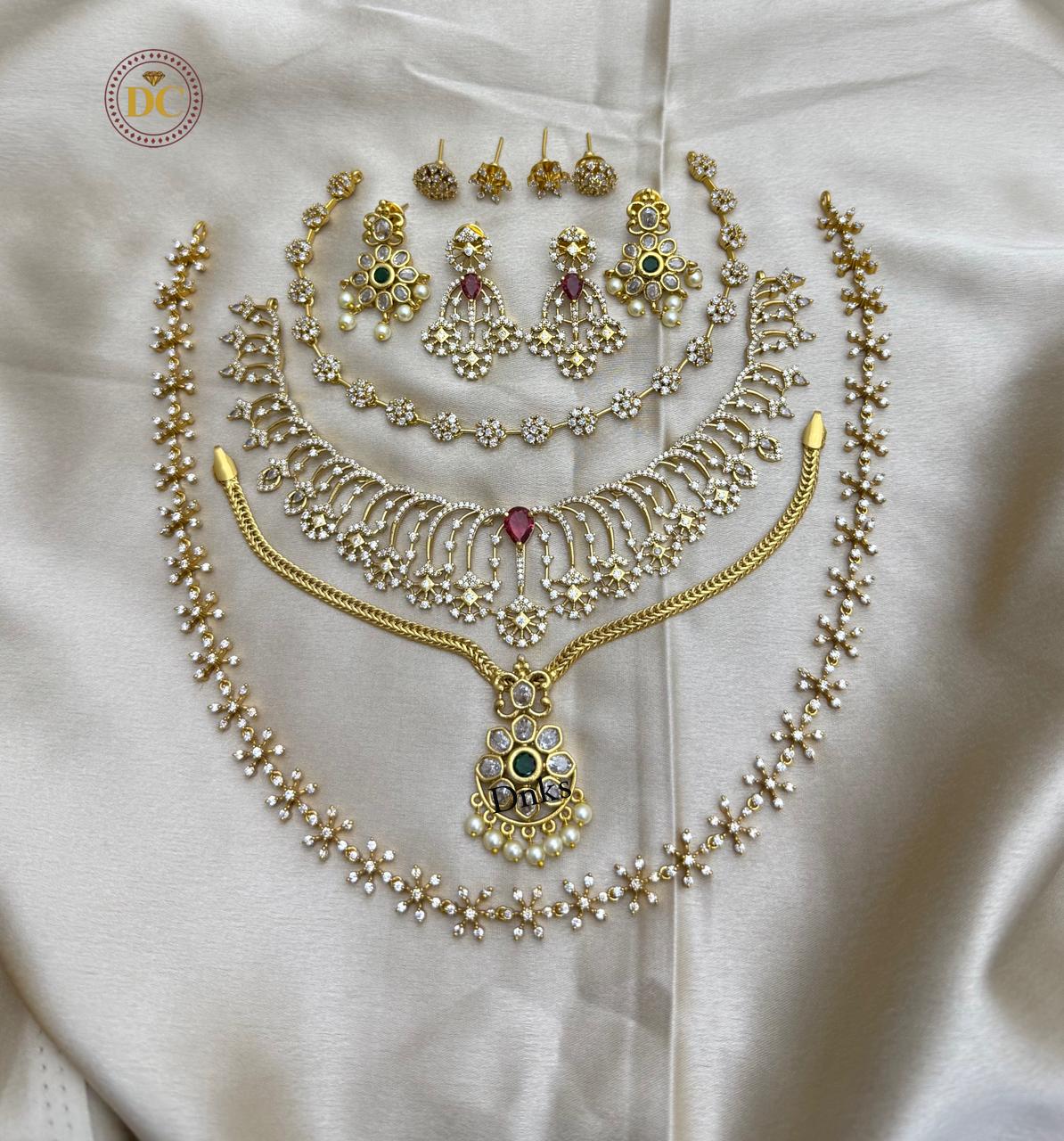 Minimal Diamond Combo of 4 Sets