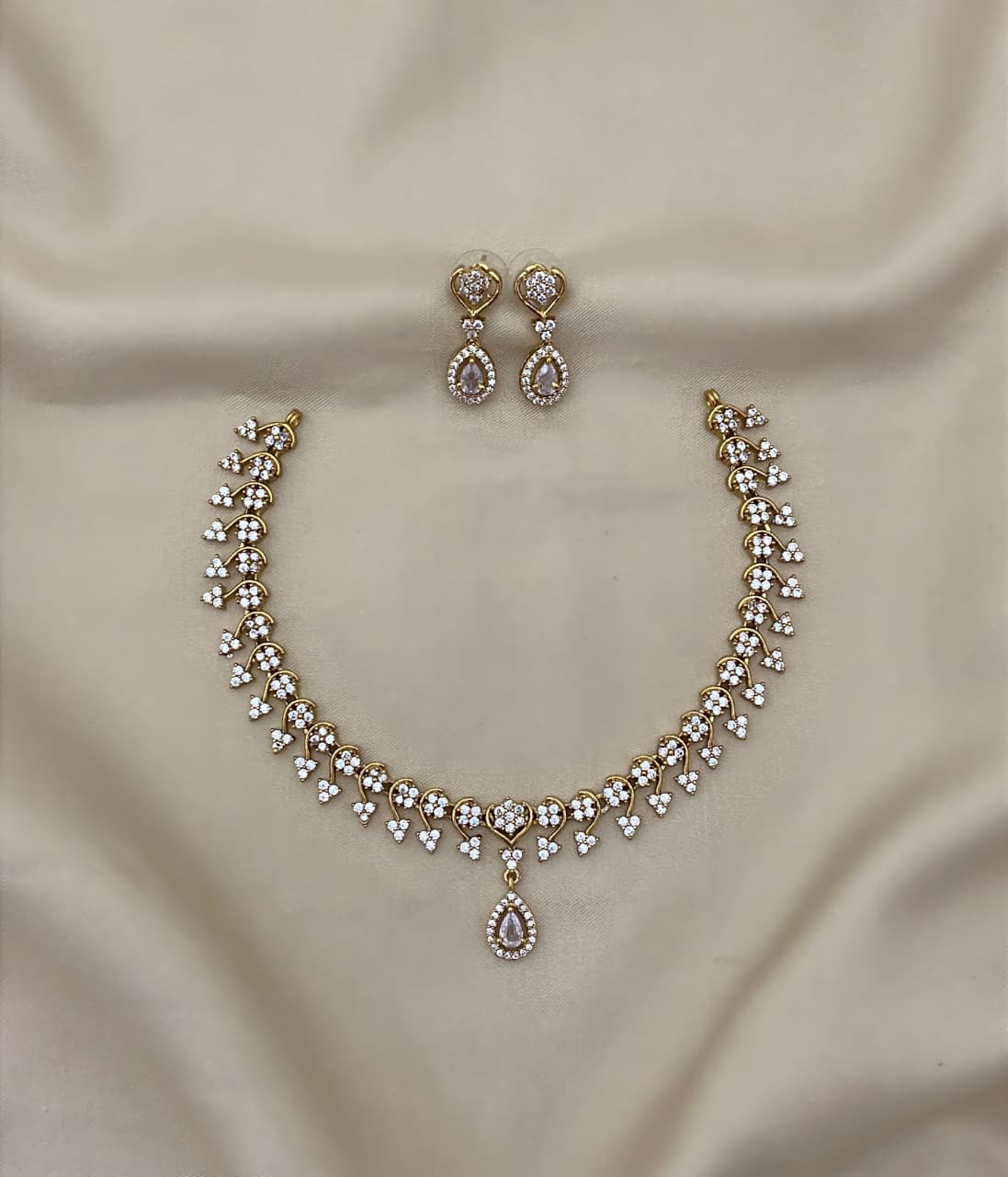 Mallika Diamond Necklace