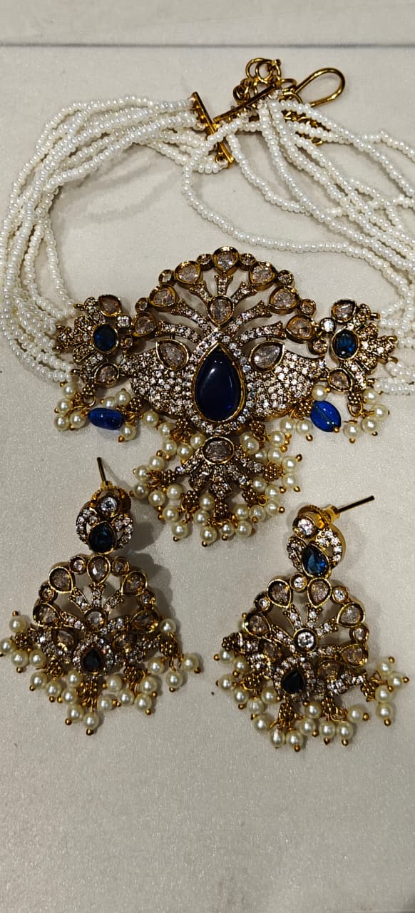 Premium Victorian locket maharani pearl choker