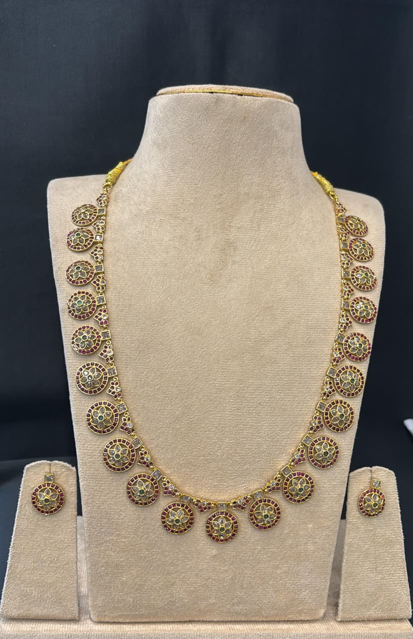 Meenakshi Bottu Mala Long