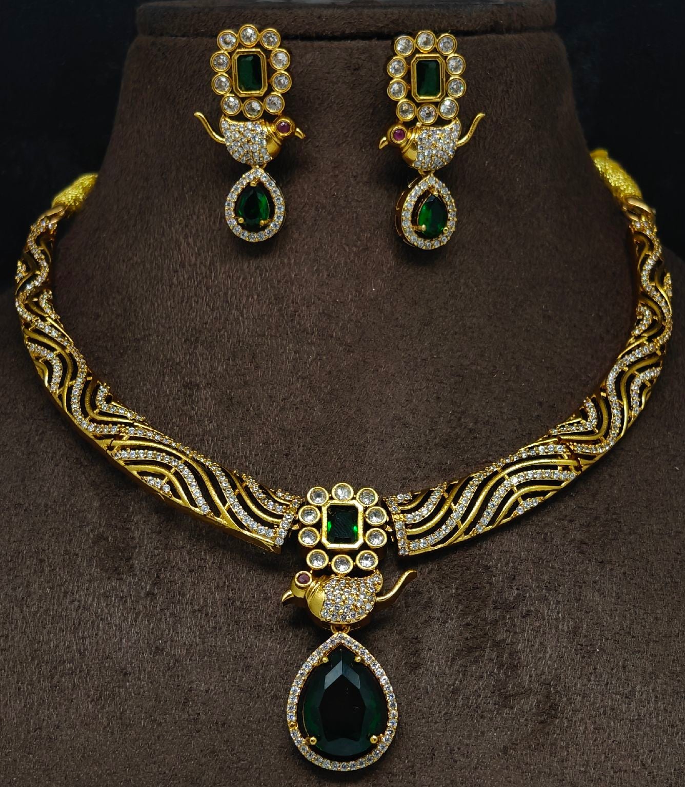 Parrot kanti Necklace