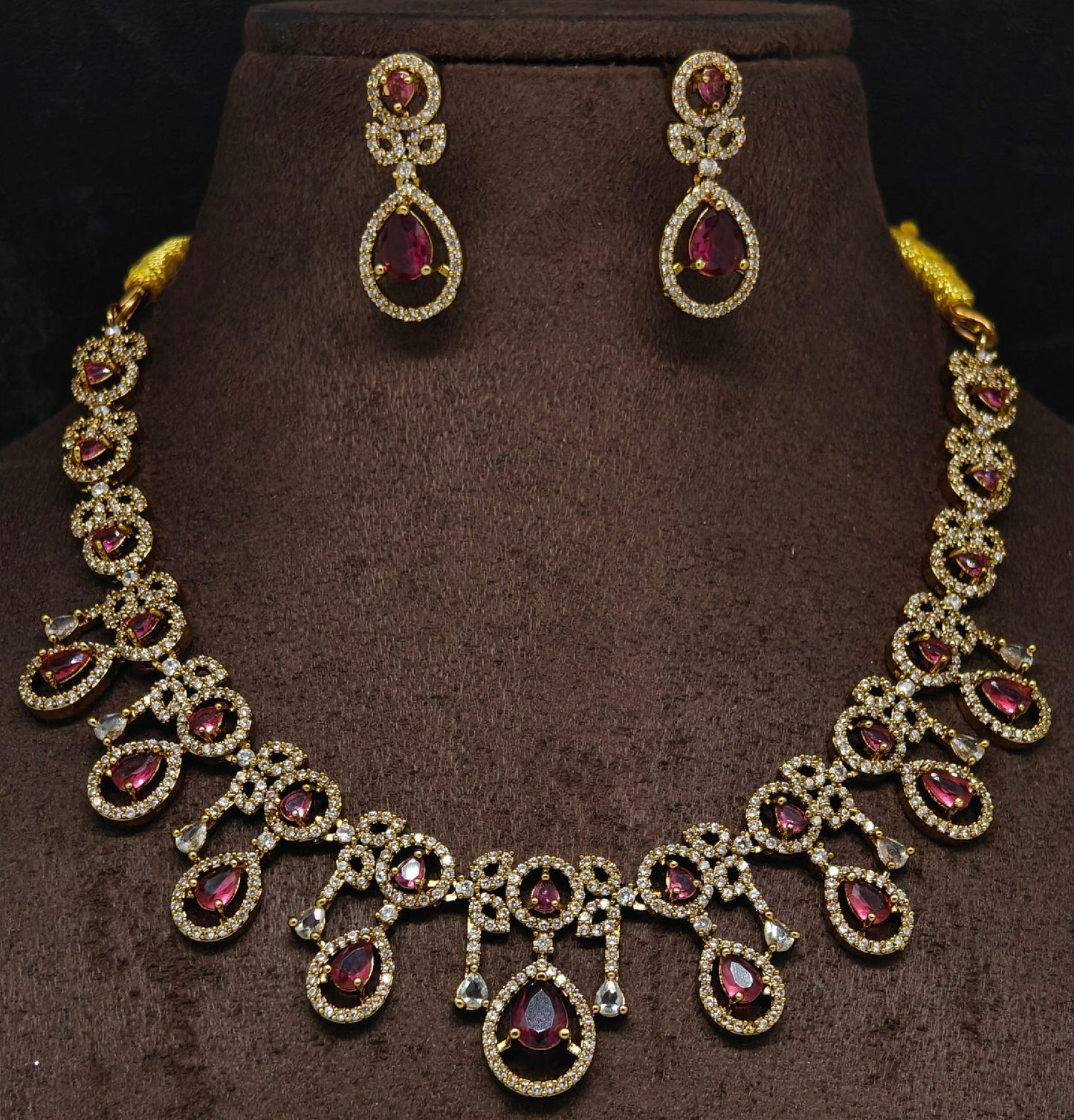 Raindrop Diamond Set