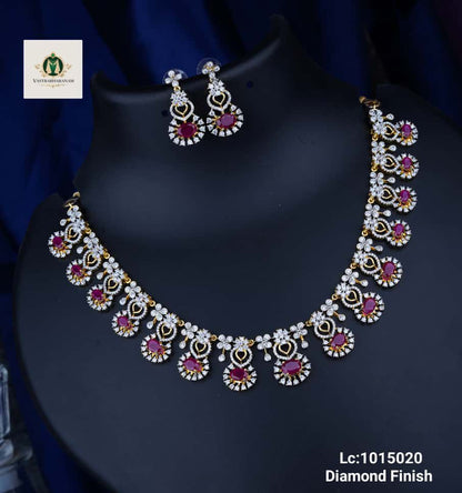 Minimal Diamond Necklace