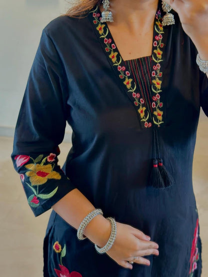 Pure Mul Cotton Kurthiset