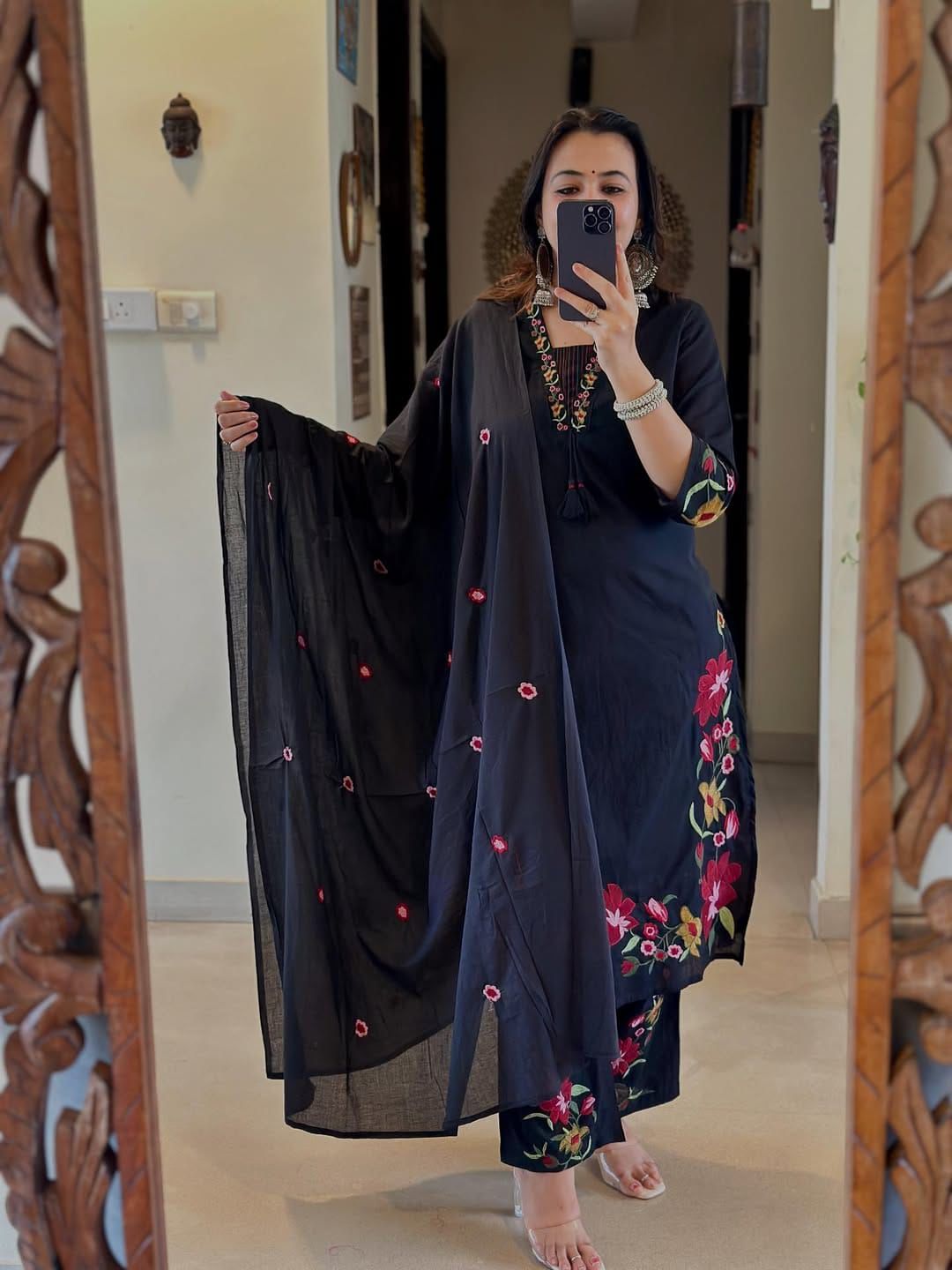 Pure Mul Cotton Kurthiset