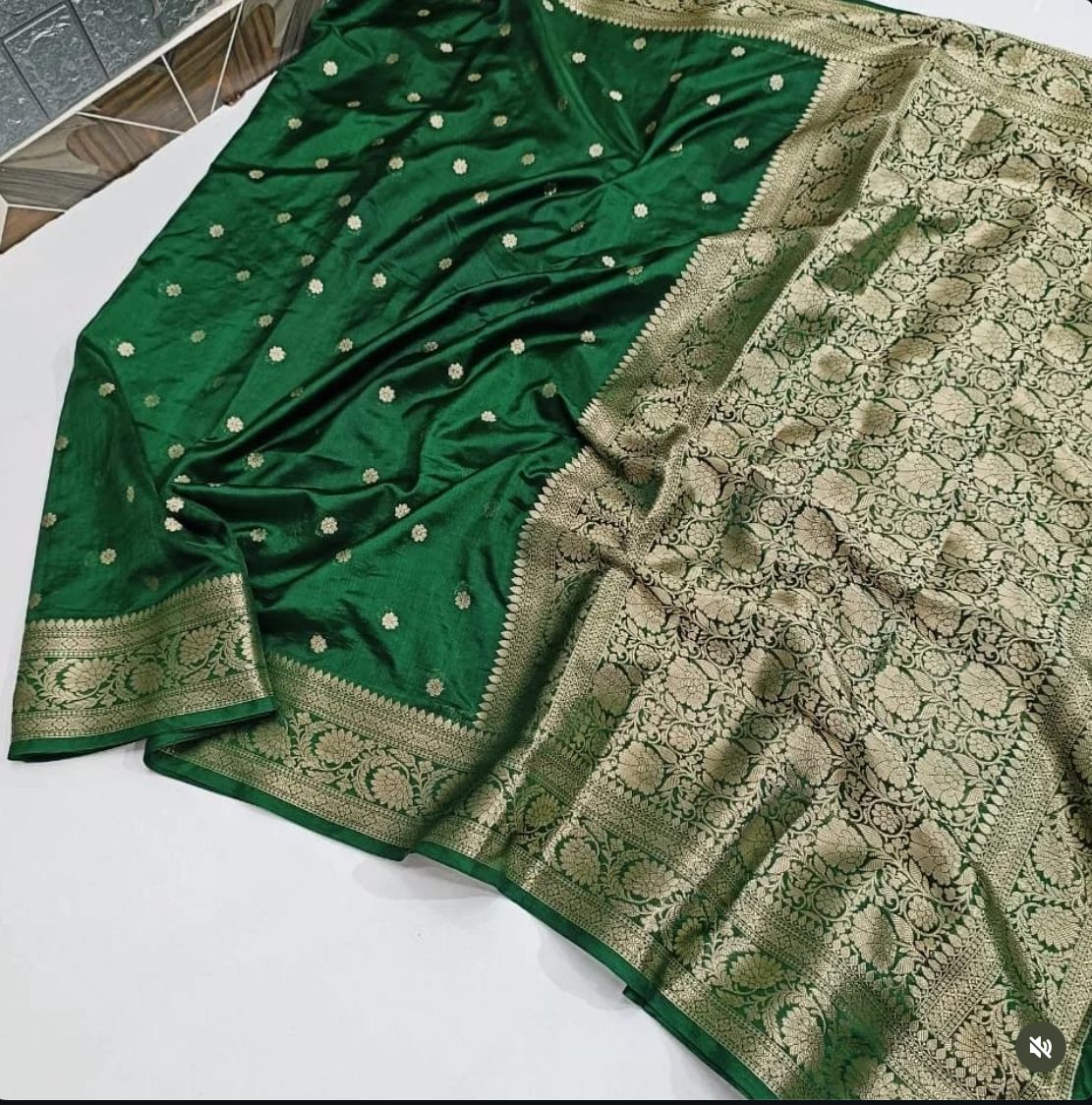 Banarsi semi kataan  Soft silk saree