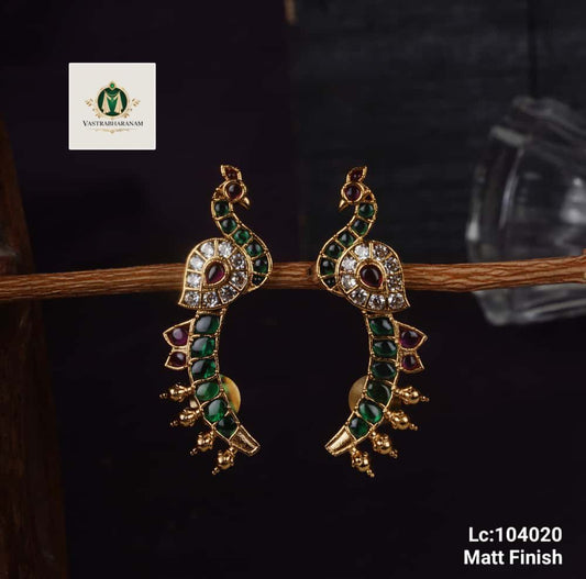 Beautiful Peacock Short Earclimber