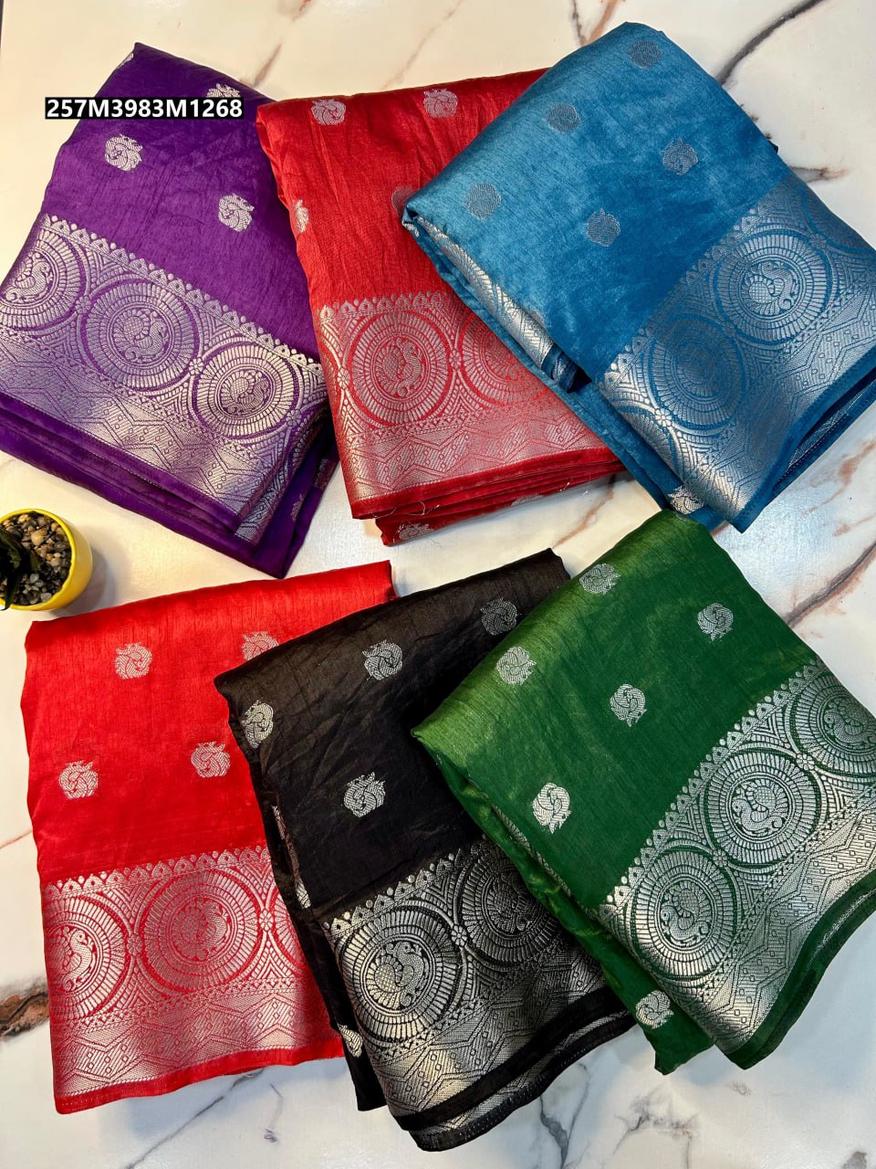 Soft tusser silk chit pallu saree