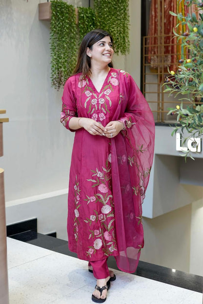 Chanderi Silk Embroidered Kurthi Set