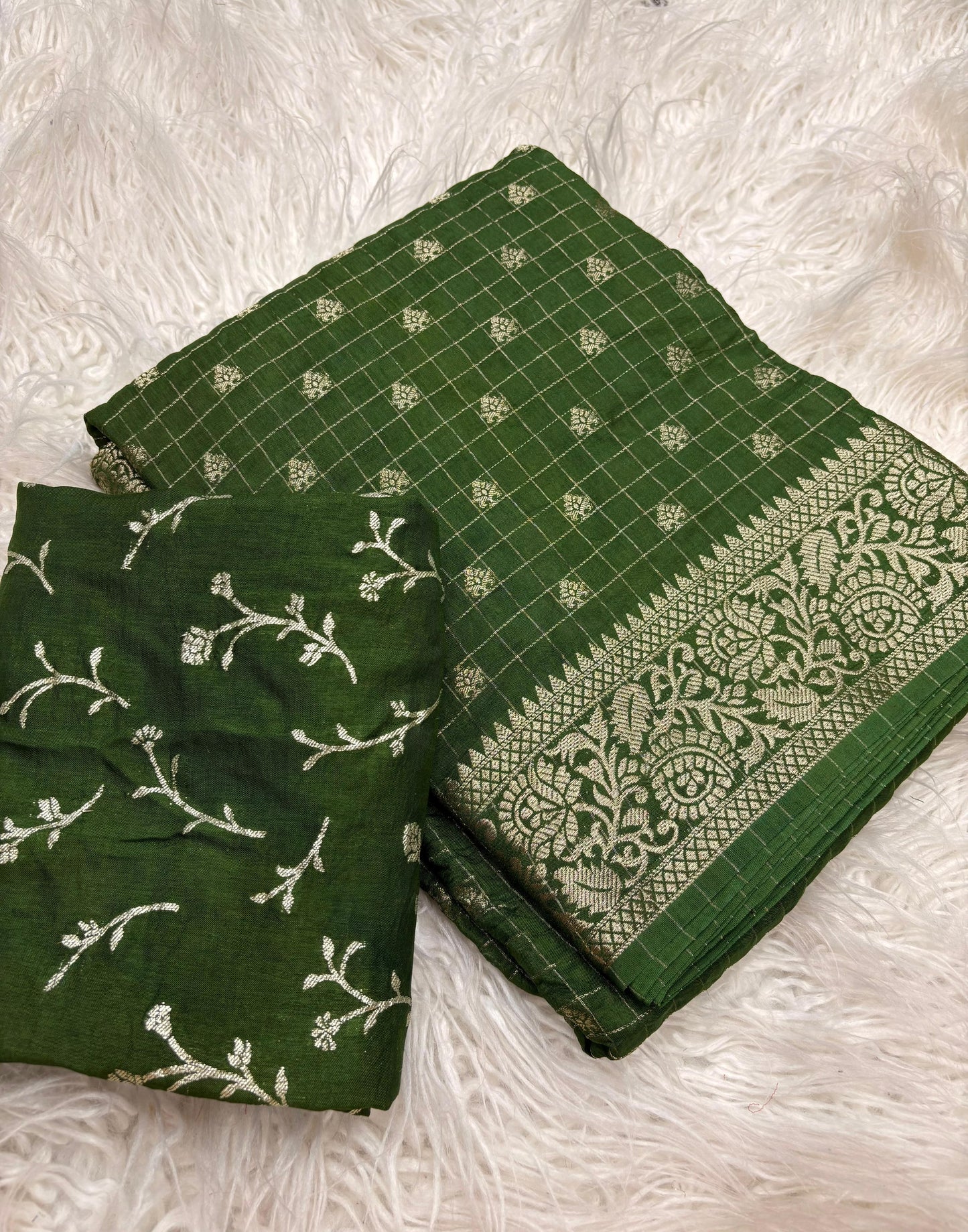 Pure viscose Russian Dola Silk Saree