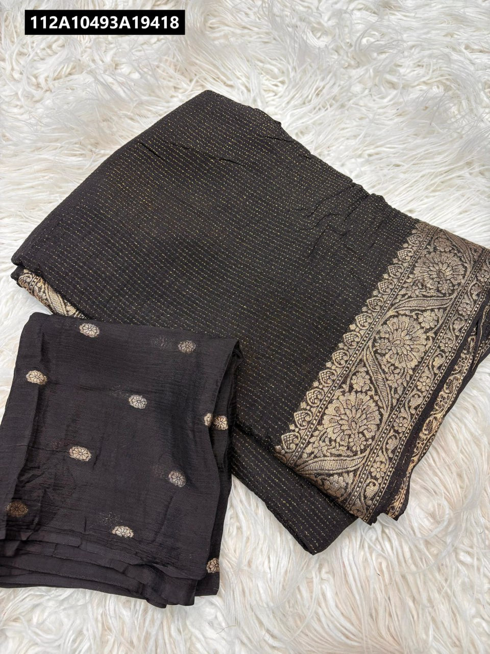 Pure Chinnon viscose saree with beautiful jacquard border