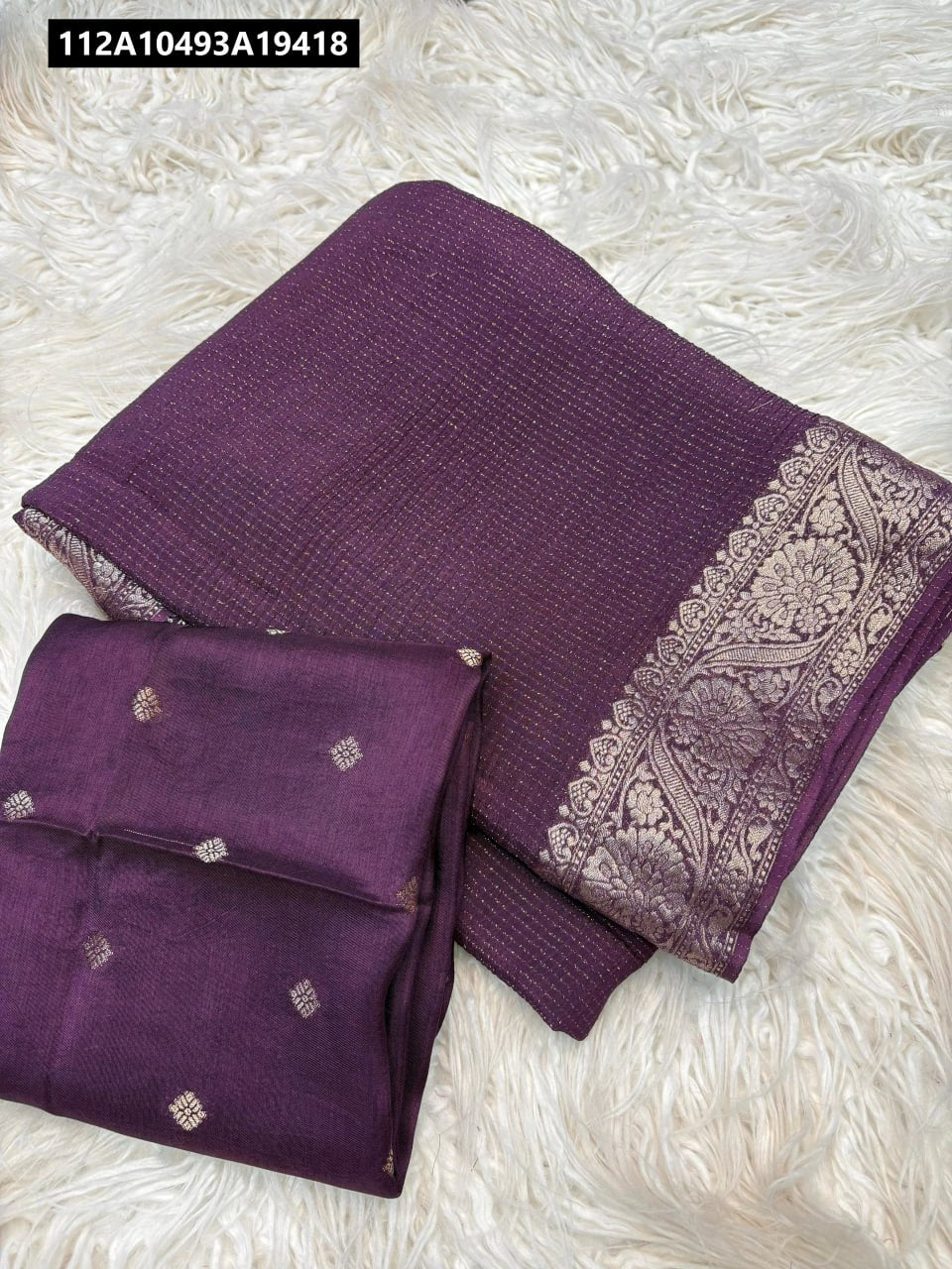 Pure Chinnon viscose saree with beautiful jacquard border