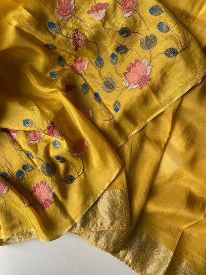 Premium zari tissue concept saree