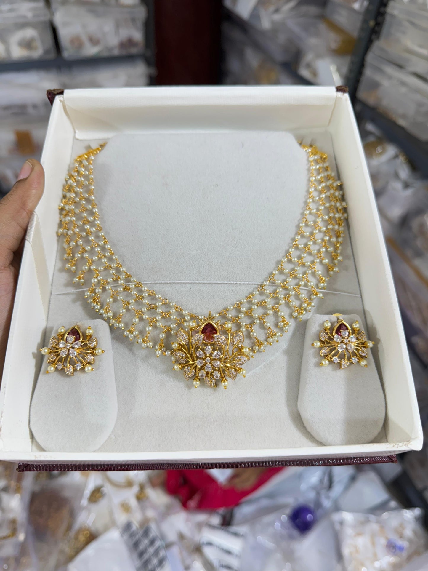 Beautiful Allika Pearl Choker