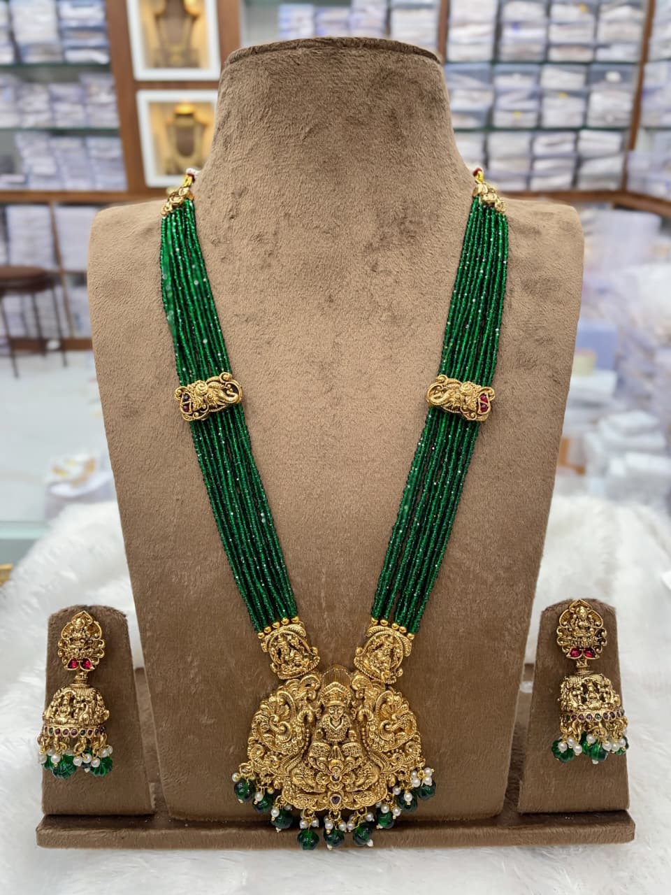 Heavy bridal beads haram