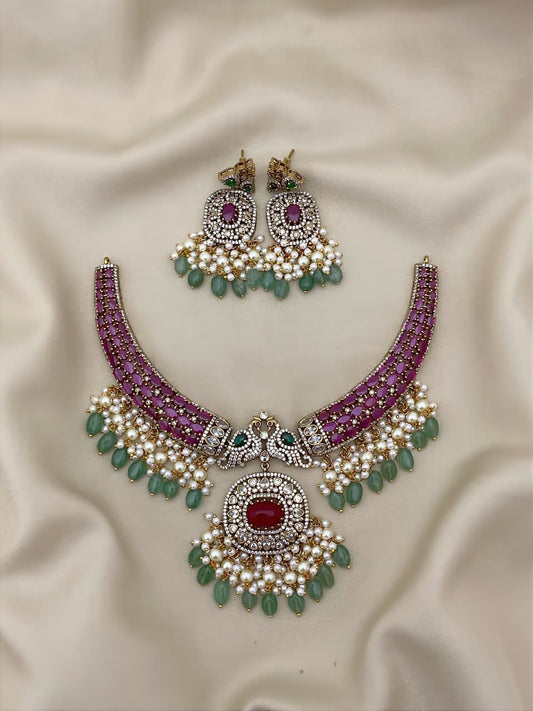 Kemp peacock kanti necklace