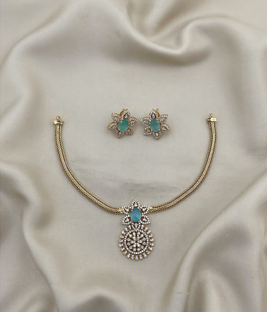 Minimal Naan Cz Necklace