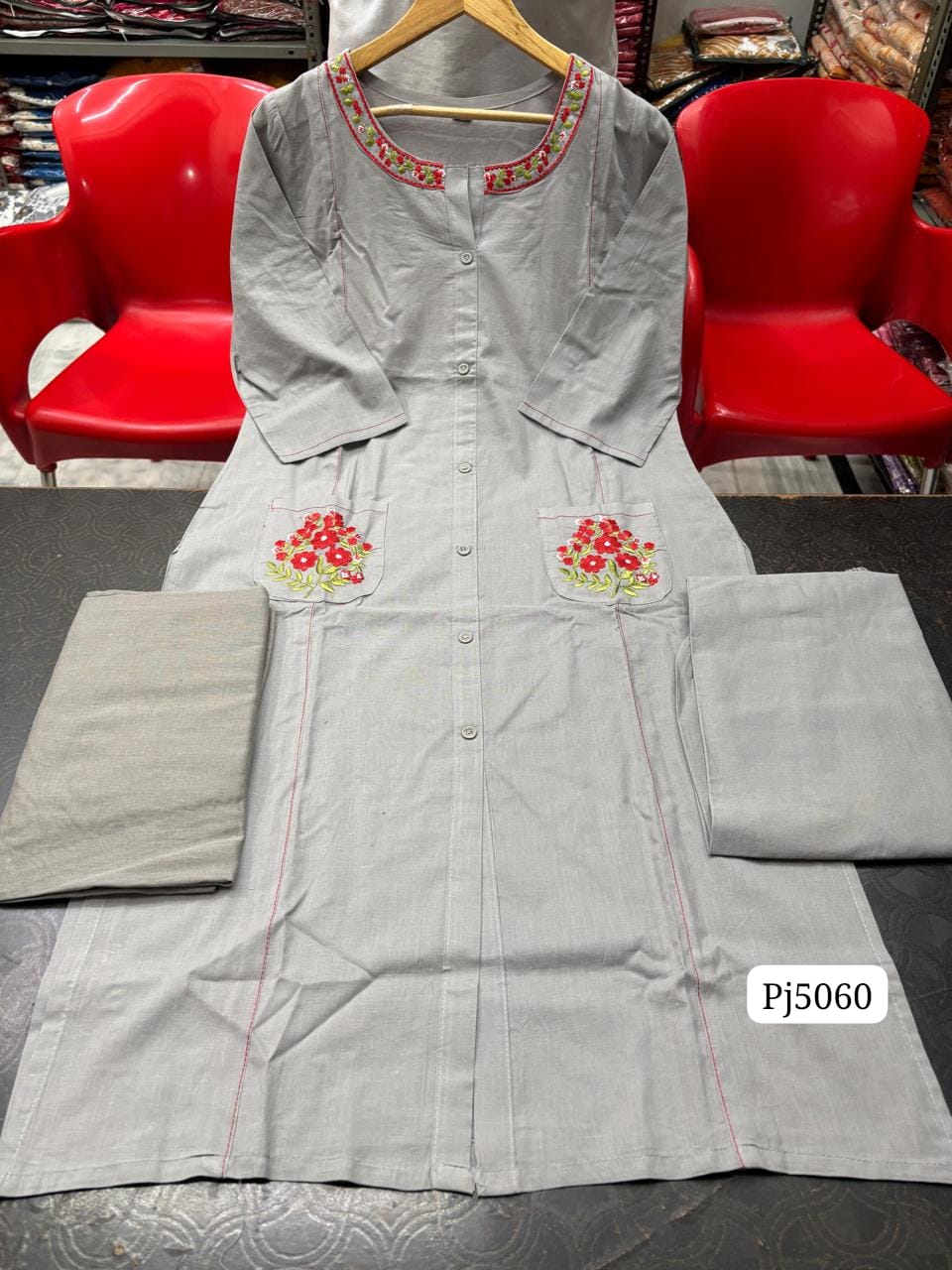 Women's Embroidered& pitten work printed Cotton kurta