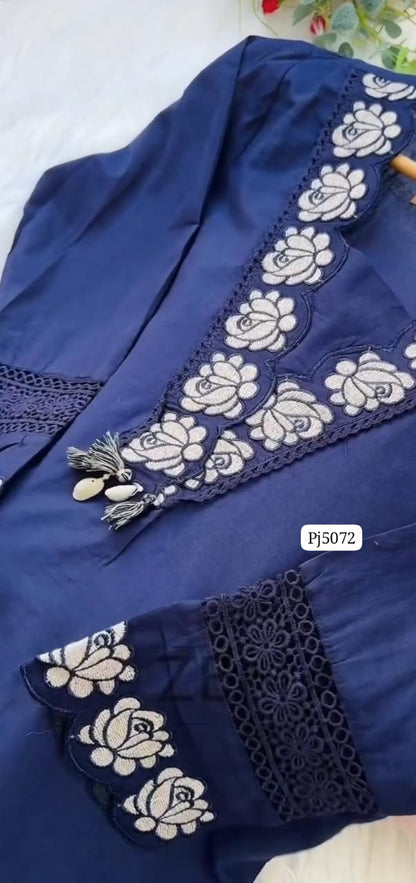 Newstraight kurta set with embroidered pattern