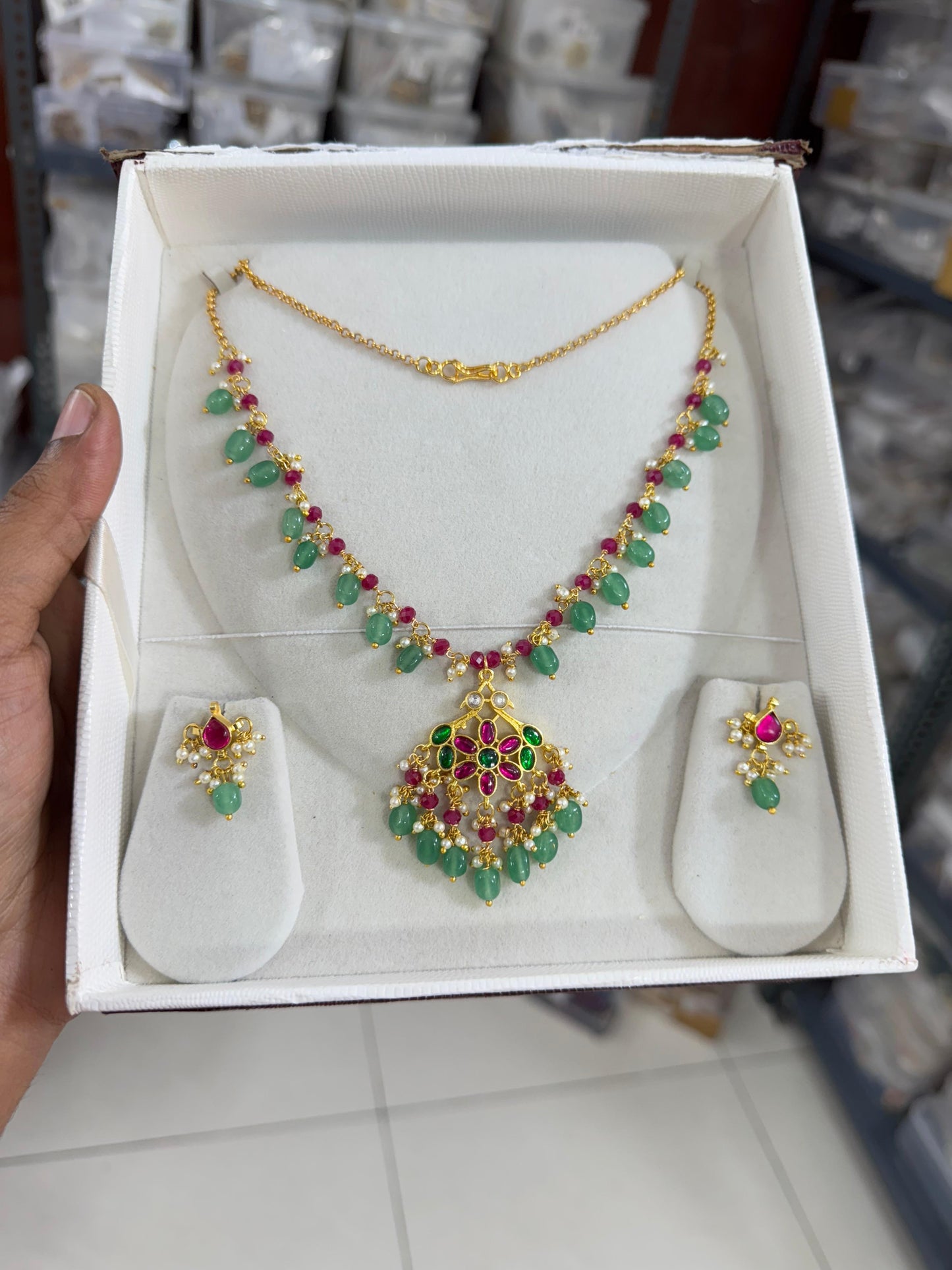 jadau monalisa necklace