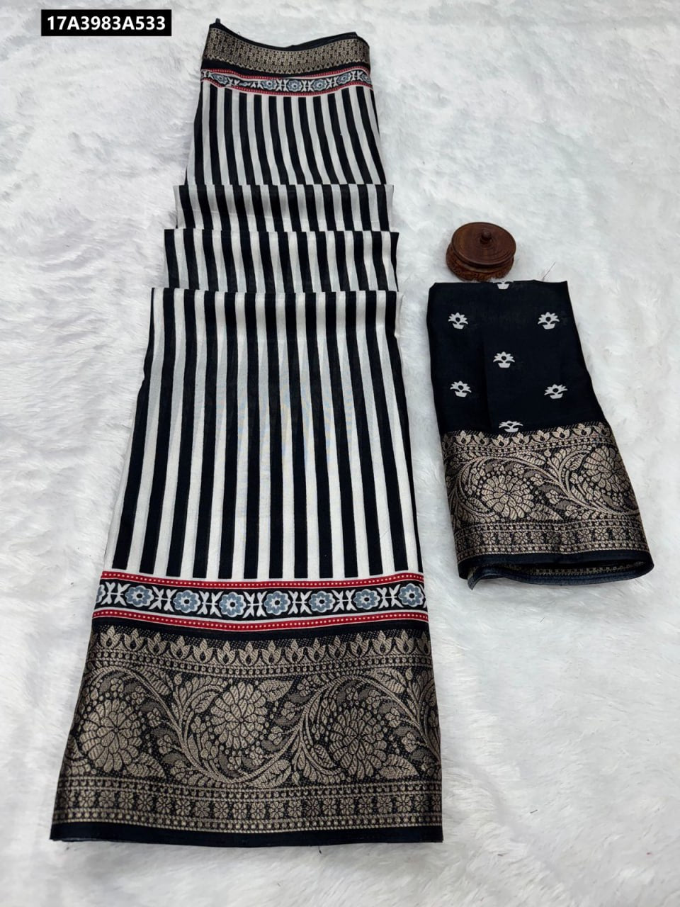 PURE AND SOFT DOLA SILK SAREE