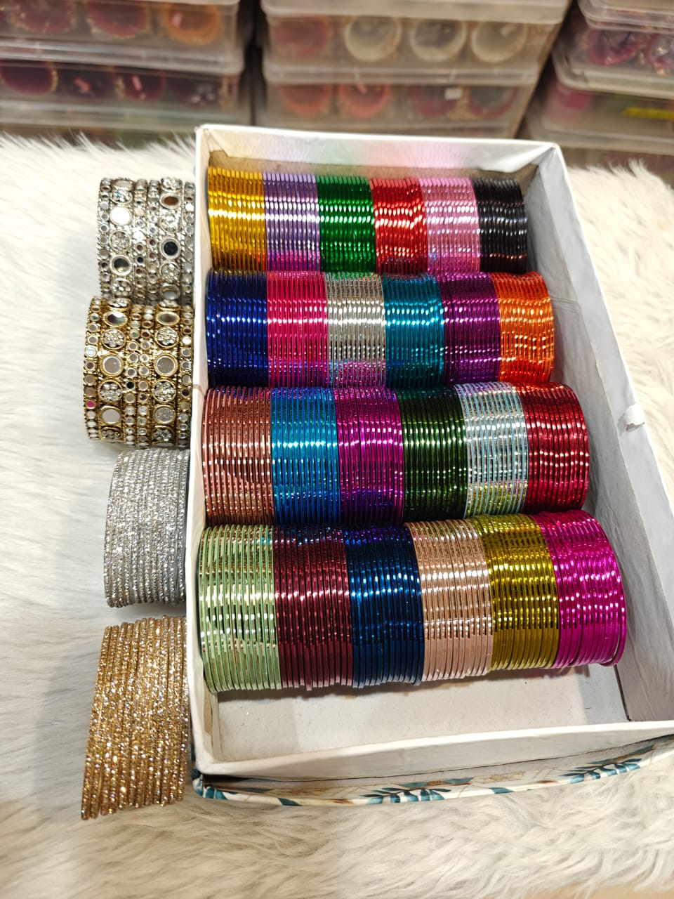 A BEAUTIFUL MIRROR STONE BANGLES COMBO BOX
